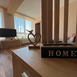 Cozy And Bright Апартаменты