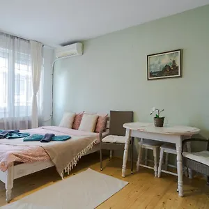 Copenhagen Adorable And Cosy Apt In Calm District Apartment